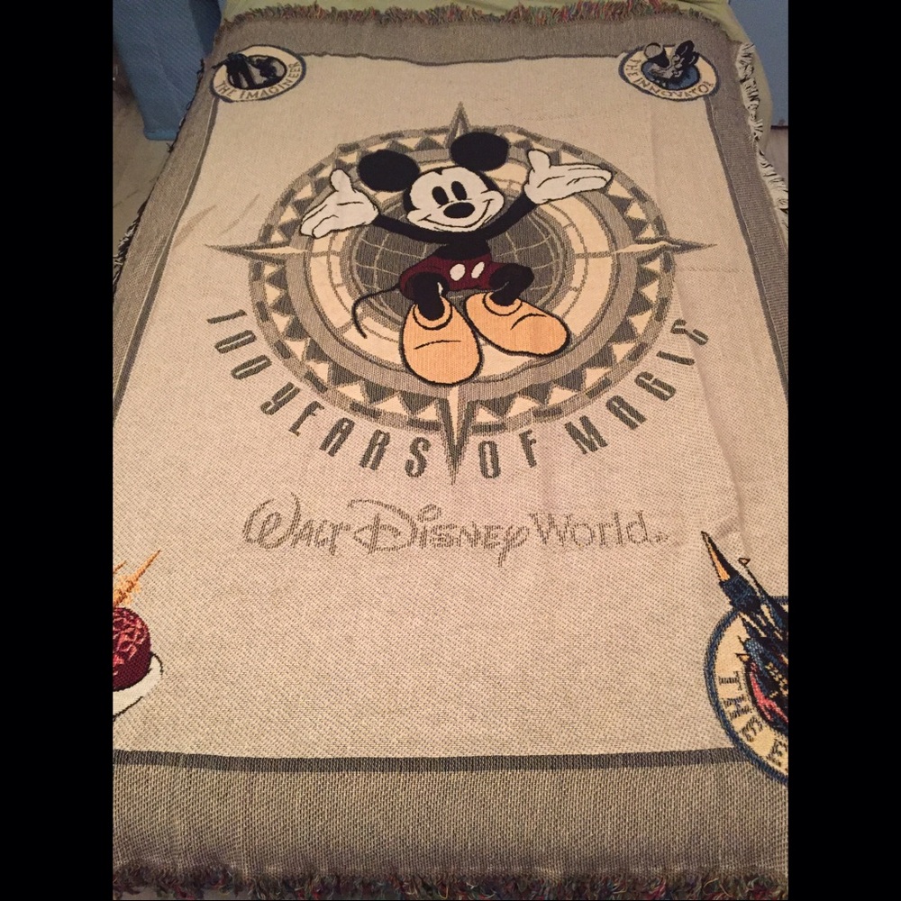 Vintage Disney throw blanket!